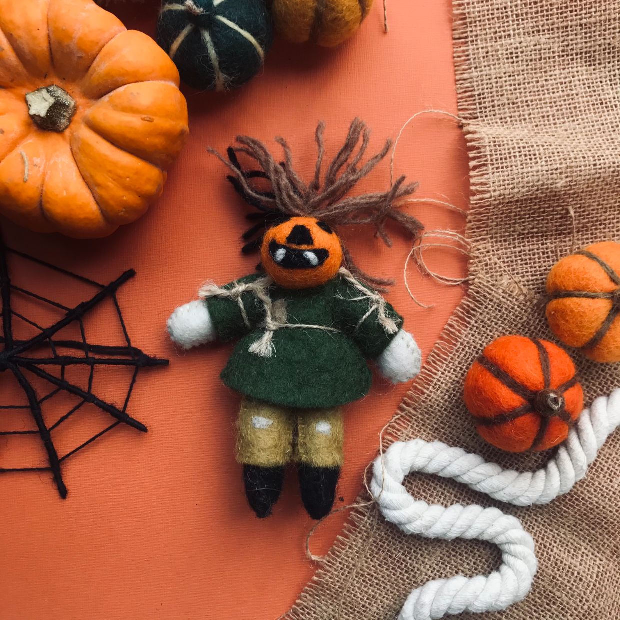 Pumpkin Scarecrow