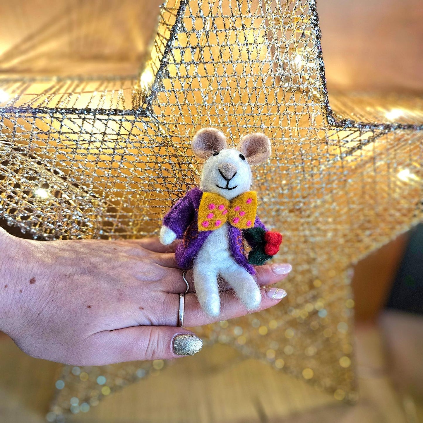 Add fun with Felt So Good’s Jingle Whiskers. Handmade wool felt mouse Christmas decoration, eco-friendly, fair trade and perfect as a Christmas present.