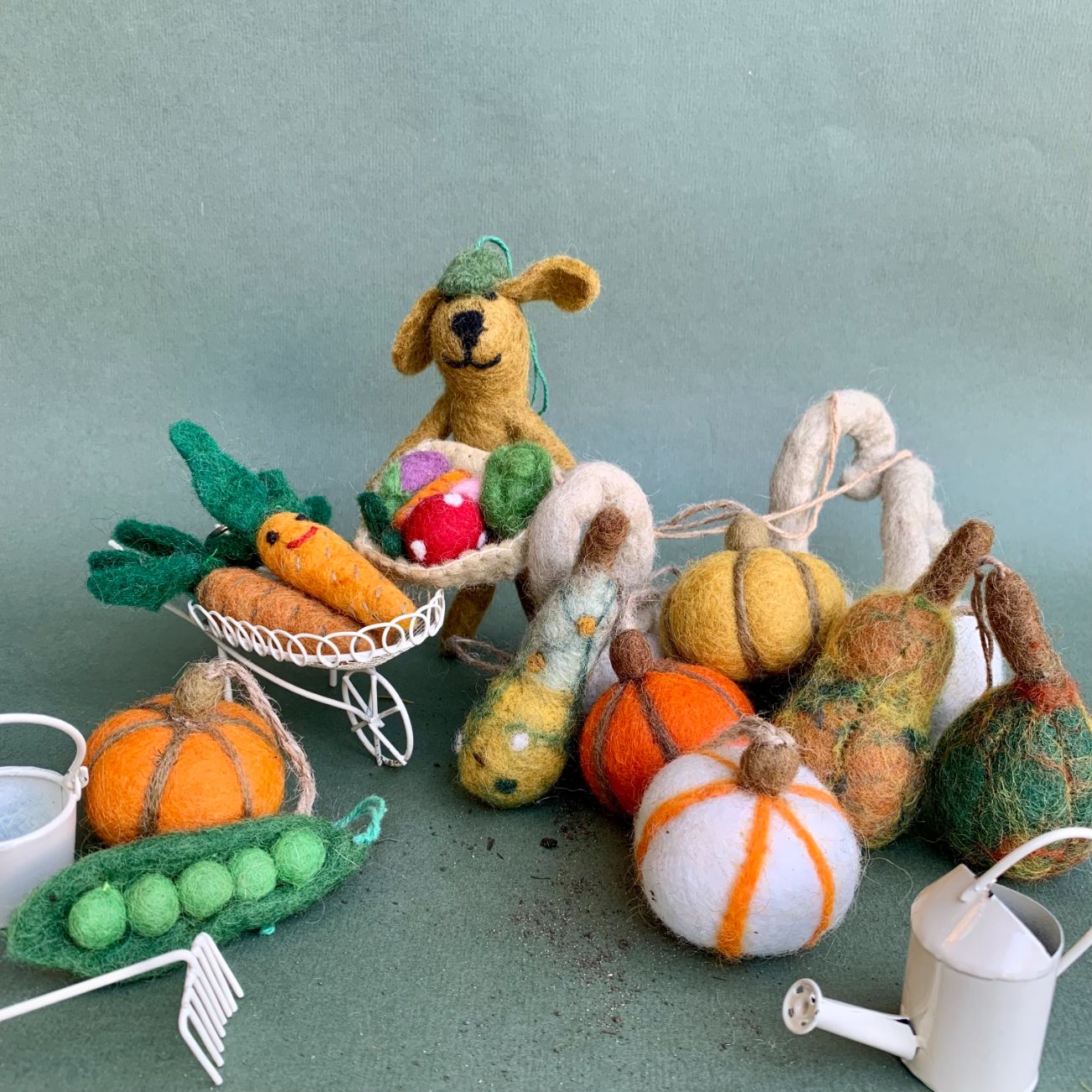 Peas in a Pod Keyrings – Felt Character | Decoration & Gift, Bag & Key Accessory