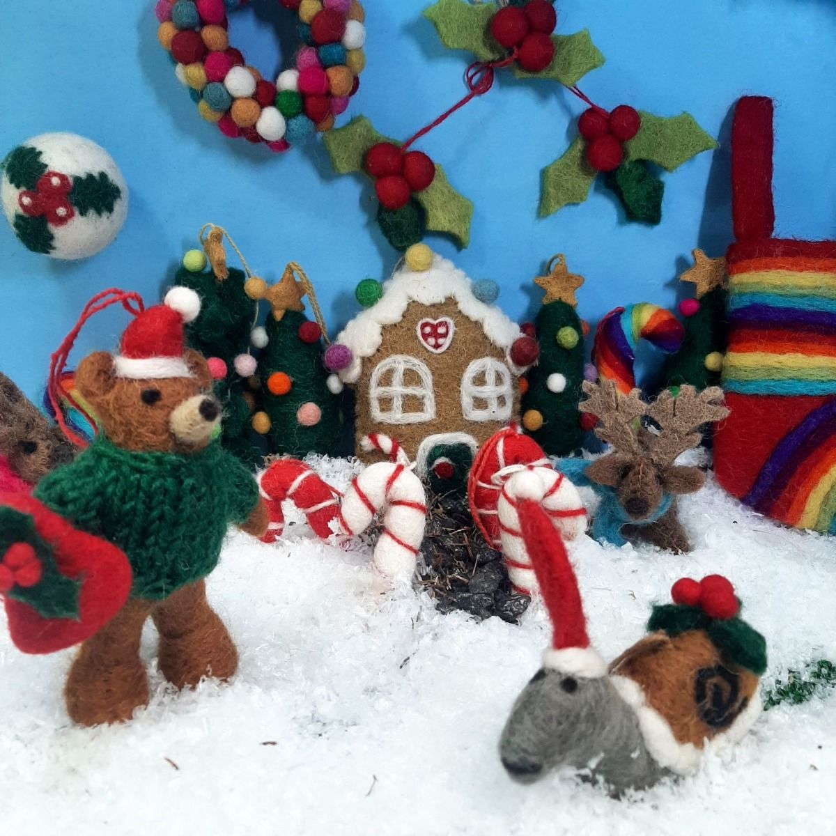 Christmas Snail - Christmas Decorations - Felt So Good