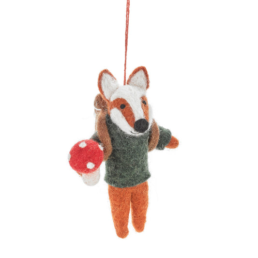Frankie Foraging Fox