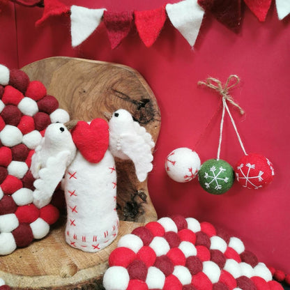 Delightful Doves Topper