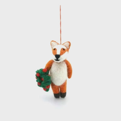 Finley Festive Fox
